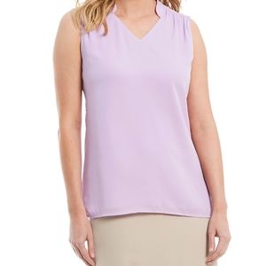 NEW! Preston & York V Neck Blouse 💜